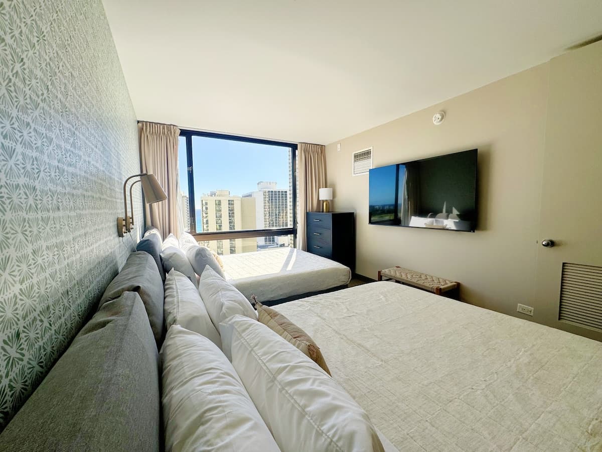 21F-Beautiful Waikiki 1BR-Near Beach~ - Photo 2