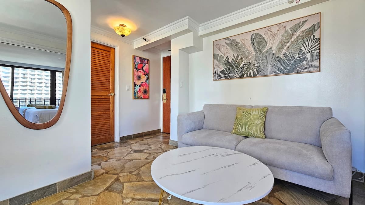 BMB 1204 Ideal Hawaiian retreat ½Block to Beaches - Photo 3