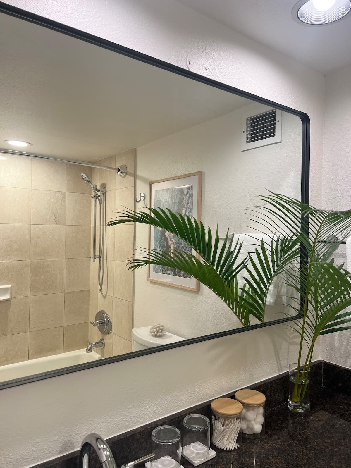 Hotel in Honolulu · ★5.0 · 1 bedroom · 2 beds · 1 private bath - Photo 5