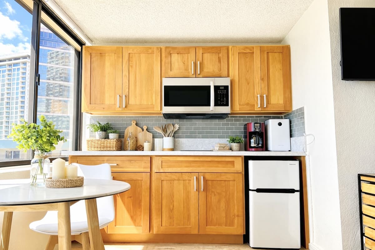 Waikiki Modern Ocean Oasis 19F - Photo 3