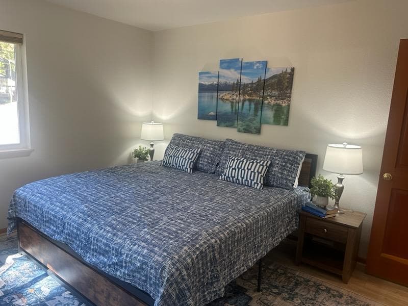 Home in Incline Village · ★5.0 · 4 bedrooms · 7 beds · 3 private baths - Photo 2