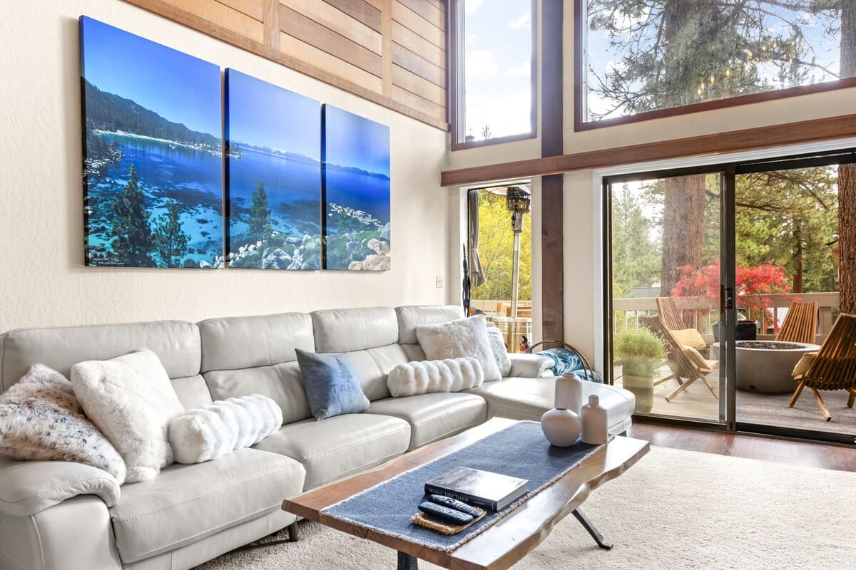 Home in Incline Village · ★5.0 · 2 bedrooms · 3 beds · 2 private baths - Photo 3