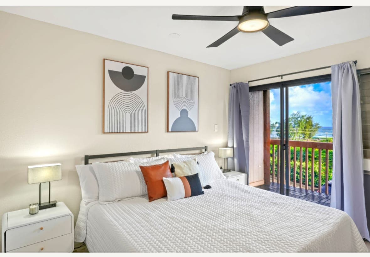 Condo in Lihue · ★4.94 · 2 bedrooms · 3 beds · 2 private baths - Photo 2