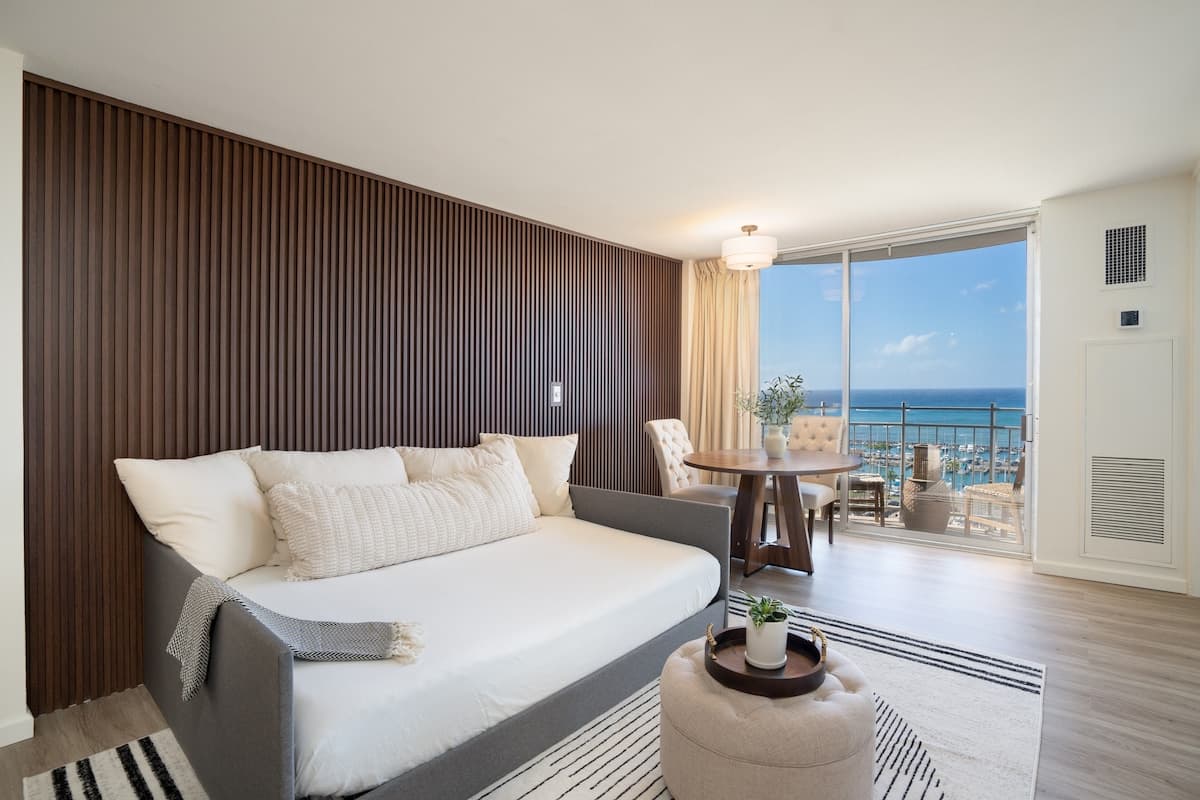 Low-Toxic | Oceanfront Getaway | Free Parking - Photo 2