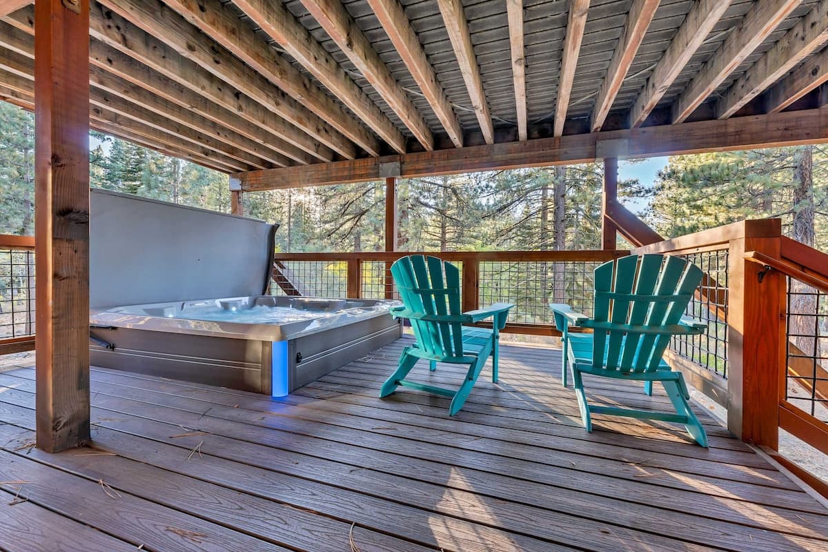 Northstar Cabin, Hot Tub & Free Shuttle to Slopes - Photo 3