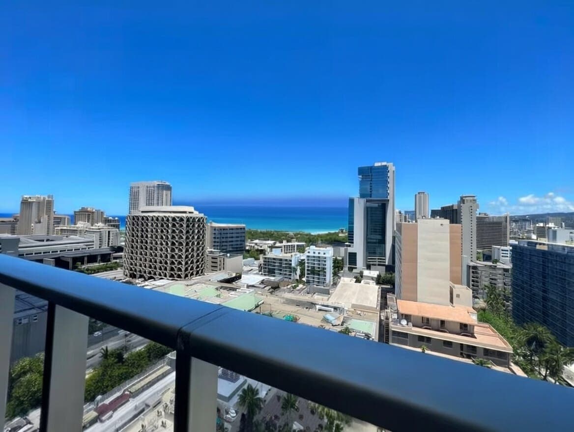Ocean View Waikiki Condo|FREE Parking|5 Min Beach - Photo 1