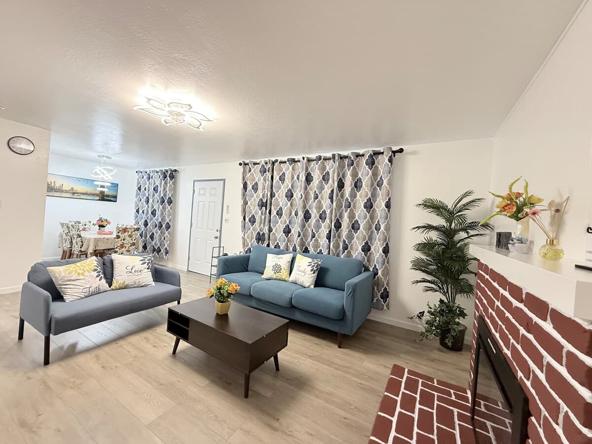 Private 3BR Suite Near All Major Highways - Photo 5