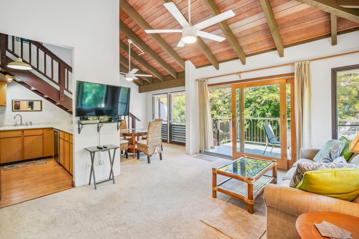 Townhouse in Koloa Kauai · ★4.61 · 2 bedrooms · 3 beds · 1 bath - Photo 4