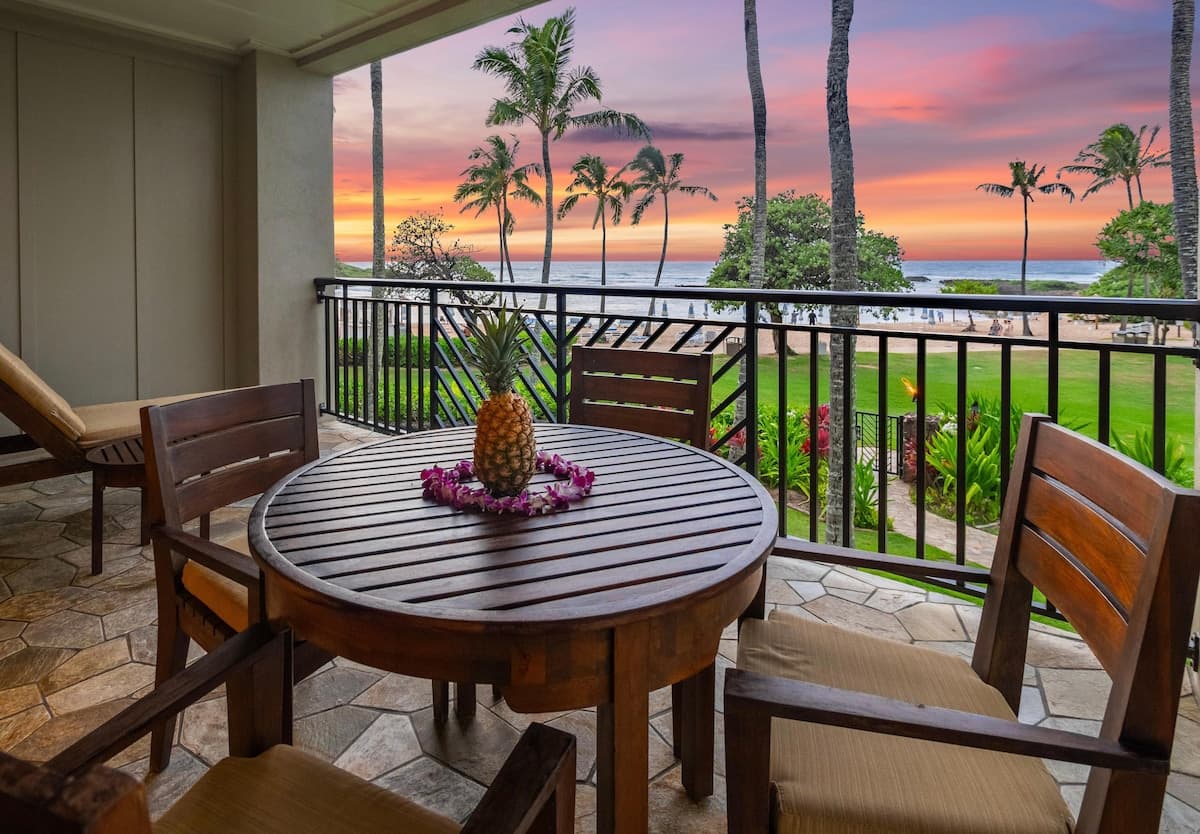 Villa in Kahuku · ★4.98 · 3 bedrooms · 4 beds · 2 private baths - Photo 2
