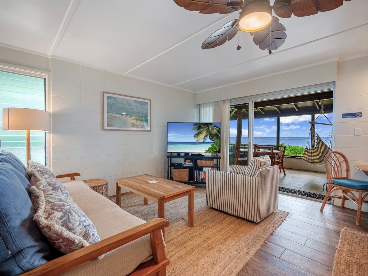 Island Jewel, North Shore Bliss - Photo 5