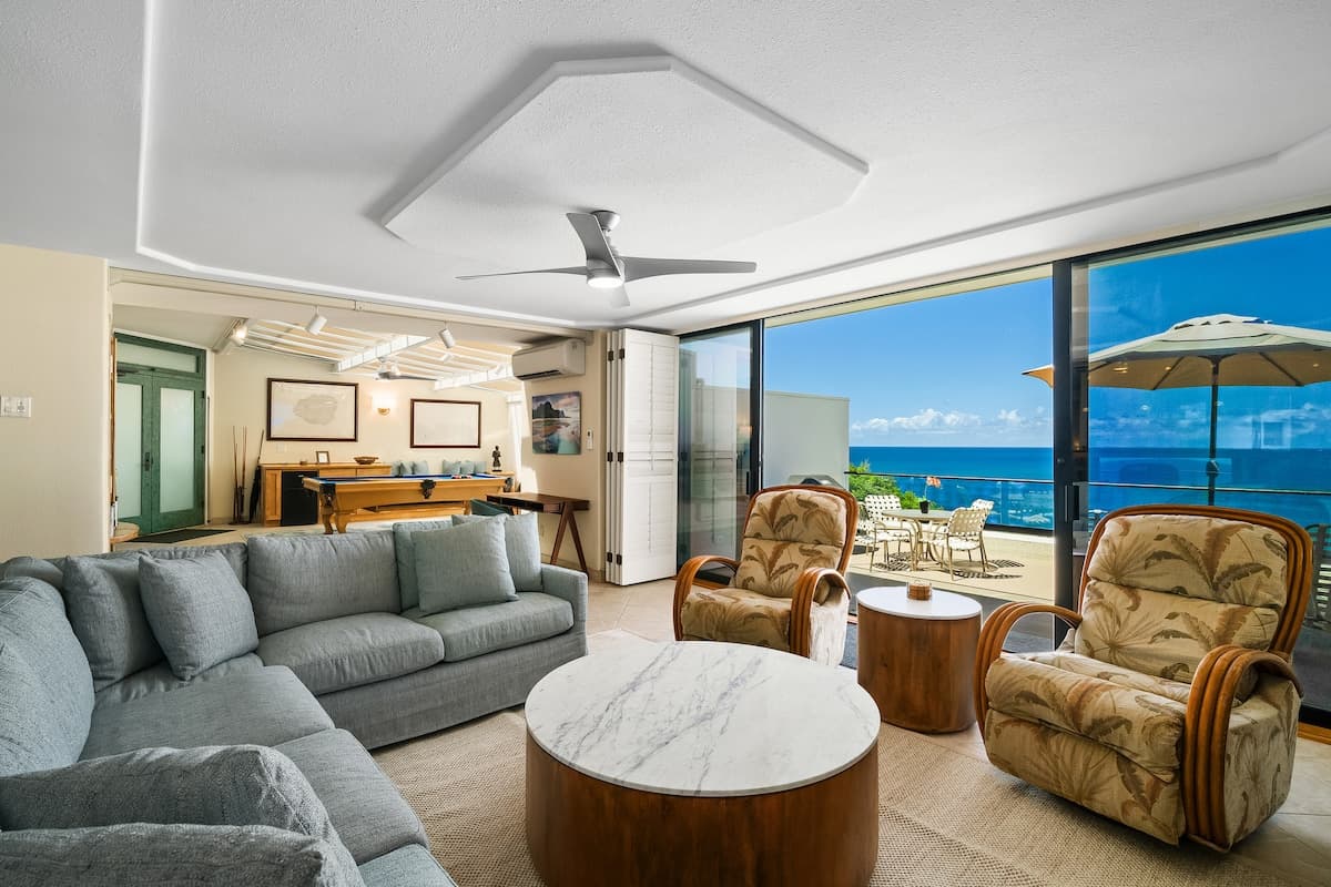 Stunning Puu Poa 306 - end unit - panoramic views - Photo 3