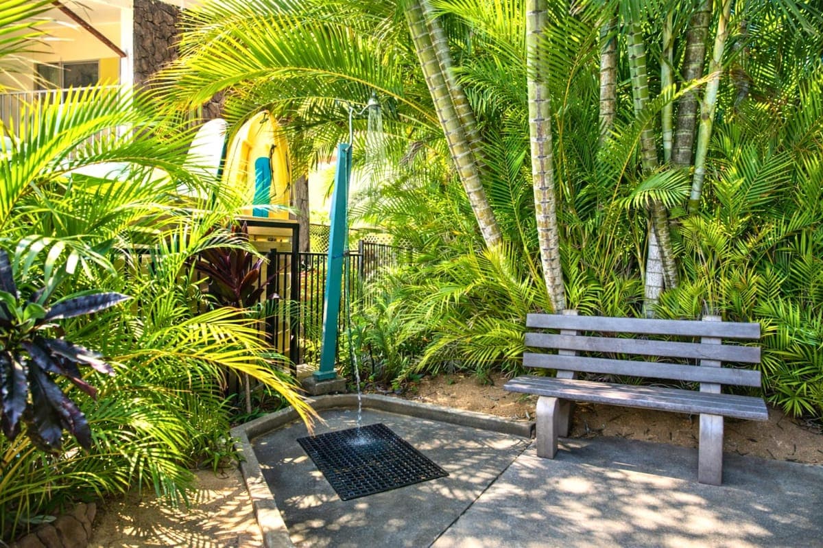 Condo in Lahaina · ★5.0 · 1 bedroom · 1 bed · 1 bath - Photo 2