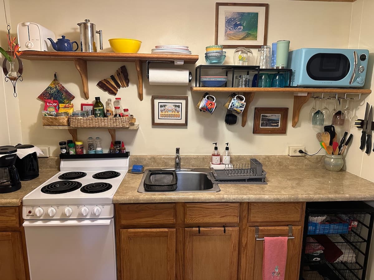 Condo in Kailua-Kona · ★4.84 · Studio · 1 bed · 1 bath - Photo 3
