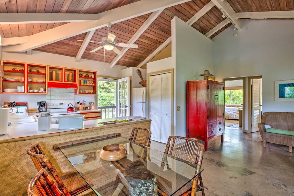 Home in Kapaa · ★4.6 · 2 bedrooms · 3 beds · 1 bath - Photo 2