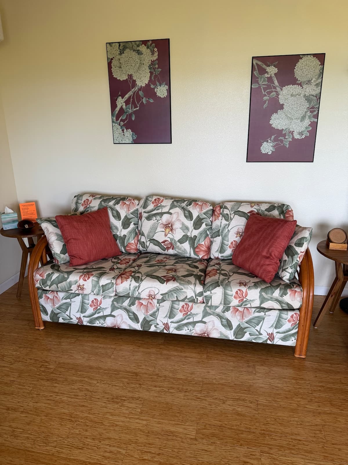 Home in Keaau · ★5.0 · 1 bedroom · 3 beds · 1 private bath - Photo 2
