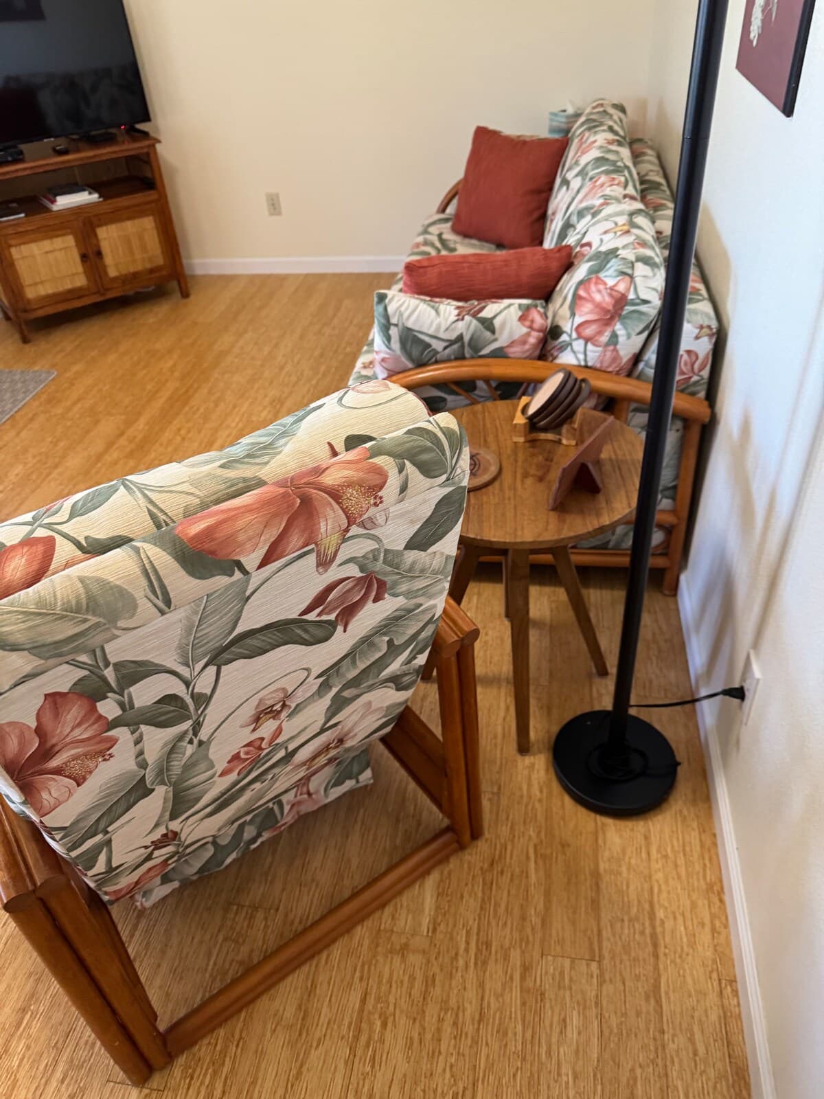 Home in Keaau · ★5.0 · 1 bedroom · 3 beds · 1 private bath - Photo 5
