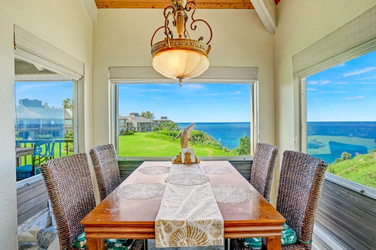 Condo in Princeville · ★5.0 · 2 bedrooms · 4 beds · 2 baths - Photo 4