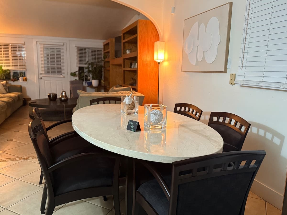 Home in West Sacramento · ★4.83 · 3 bedrooms · 3 beds · 2 private baths - Photo 3