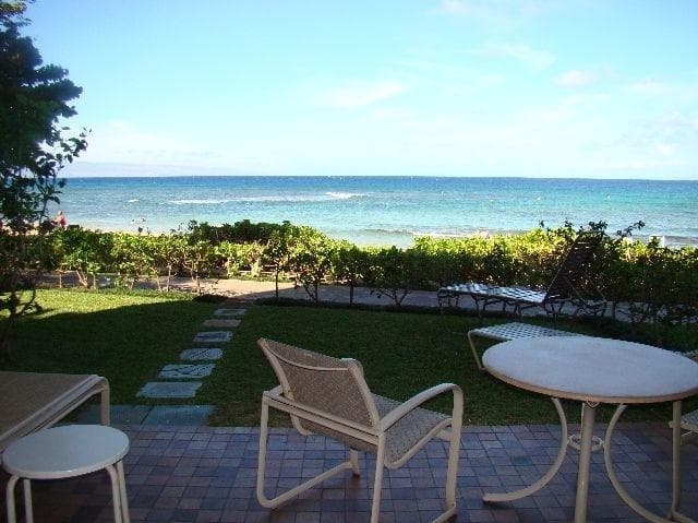 Condo in Lahaina · ★4.71 · 2 bedrooms · 3 beds · 2 baths - Photo 3
