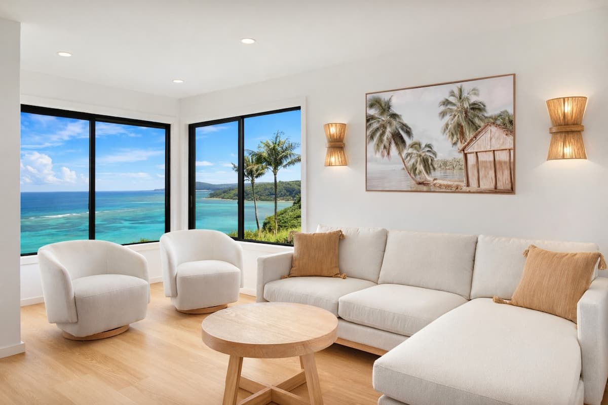 Jewel of the Pacific. Oceanfront Condo at Sealodge - Photo 1