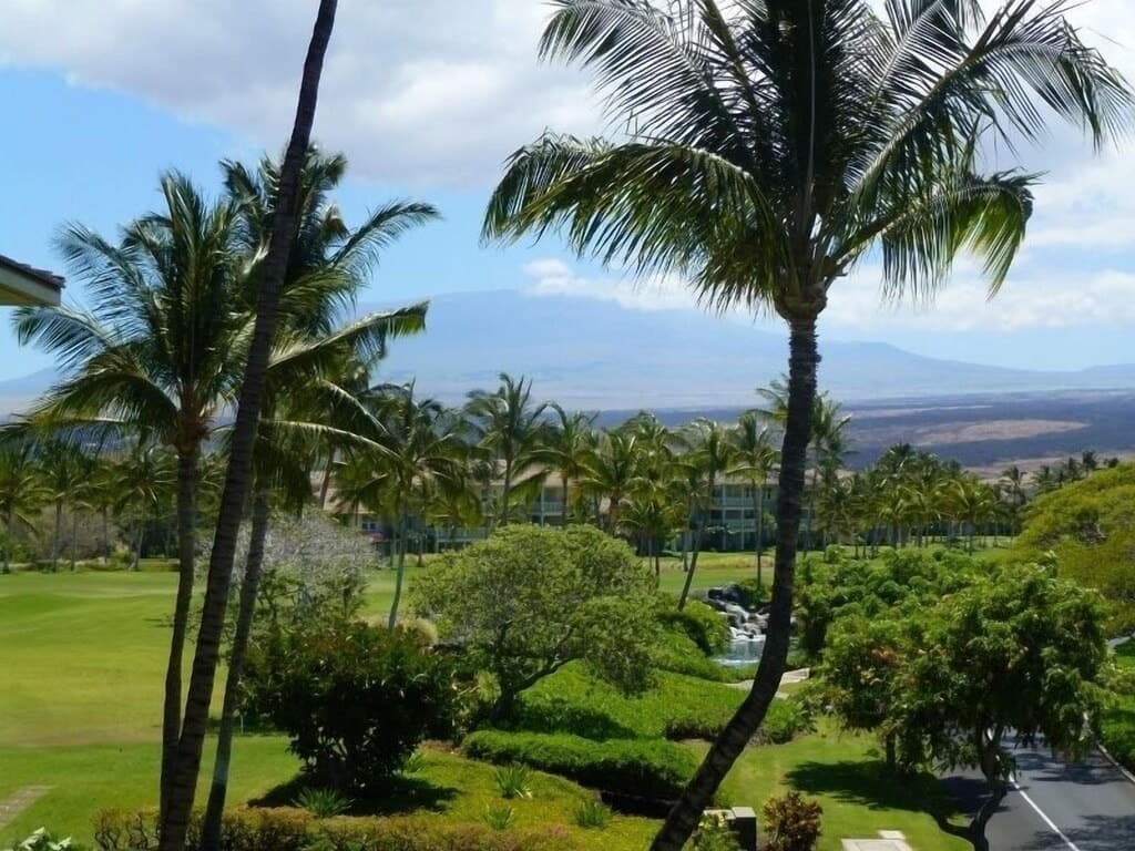 Penthouse condo with Ocean Views - Photo 2
