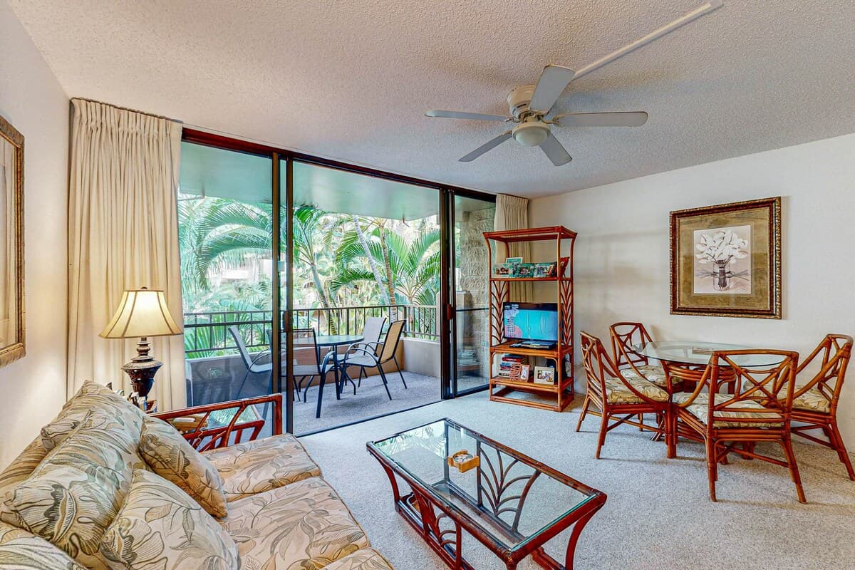 1BR Oceanfront 3rd-Floor, Pool, Balcony, W/D - Photo 2