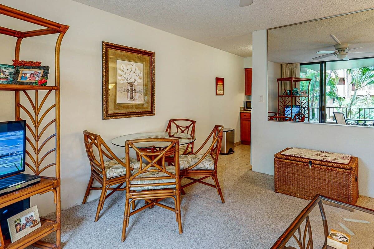1BR Oceanfront 3rd-Floor, Pool, Balcony, W/D - Photo 5