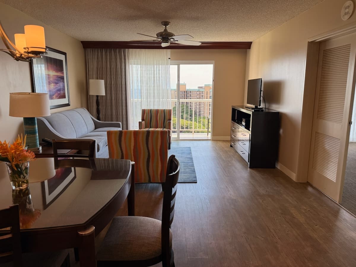 Condo in Lahaina · ★4.5 · 1 bedroom · 2 beds · 1 private bath - Photo 1