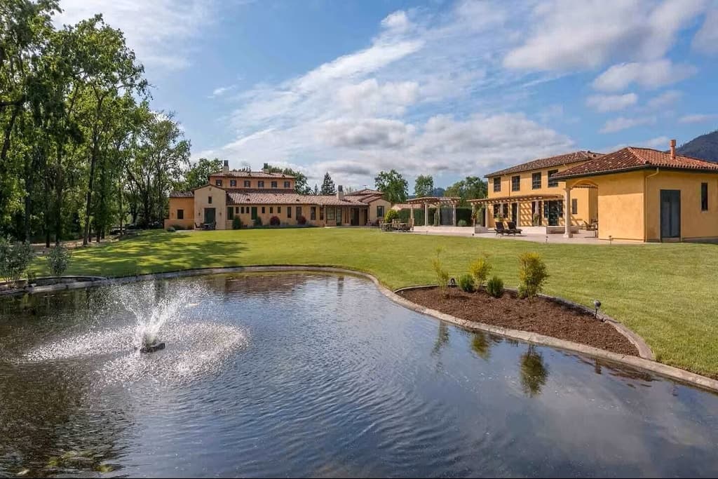 Villa Colibri Private Estate, Room to Gather - Photo 5