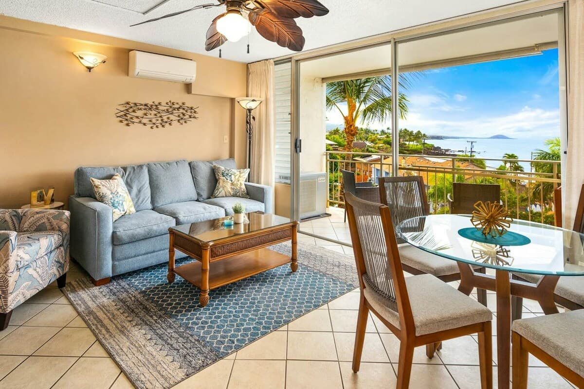 Condo in Kihei · ★4.5 · 1 bedroom · 2 beds · 1 shared bath - Photo 2