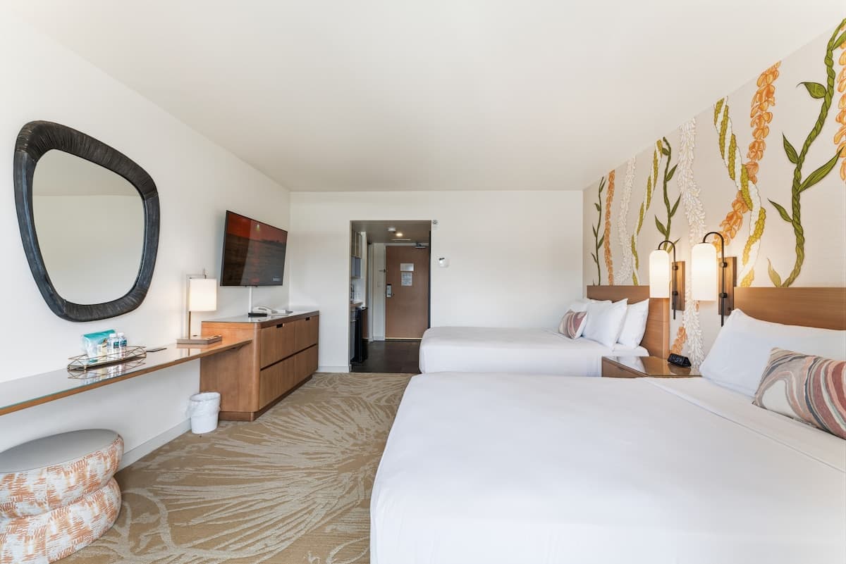 Condo in Honolulu · ★4.94 · Studio · 2 beds · 1 private bath - Photo 5