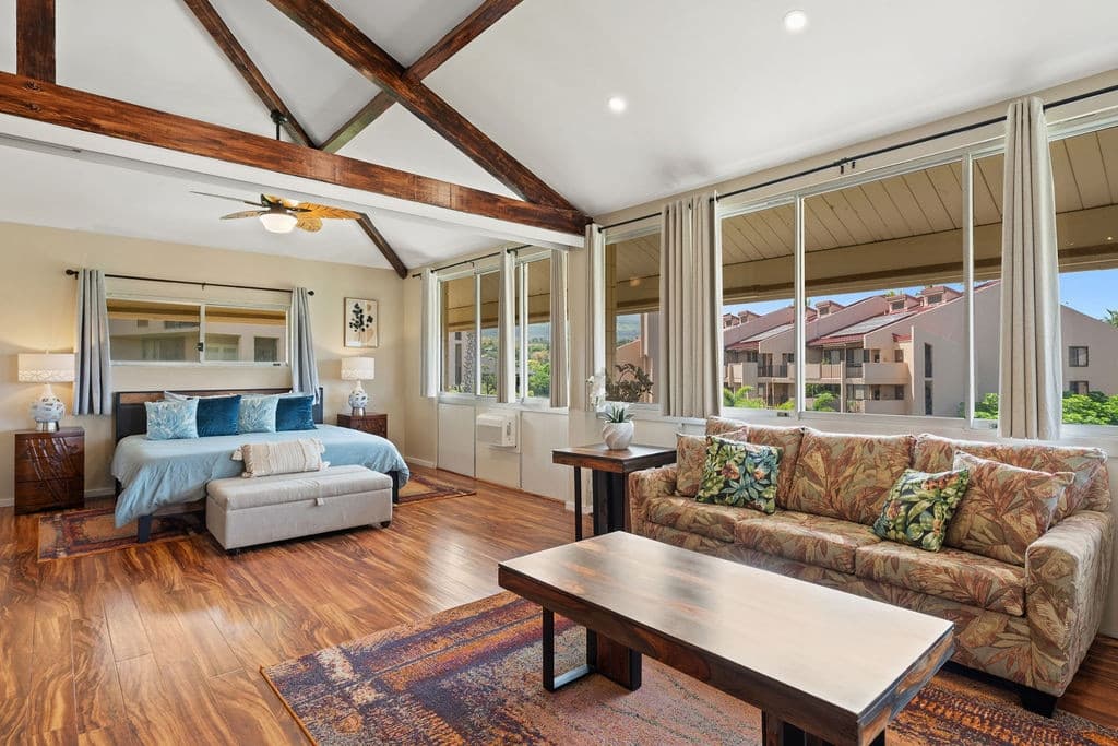 Condo in Kihei · ★4.9 · 2 bedrooms · 3 beds · 2 baths - Photo 4
