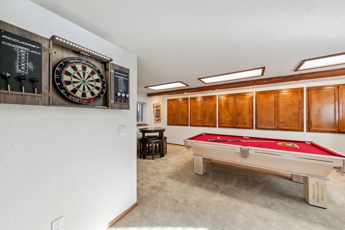 Hunting Lodge with Hot Tub, Sauna & Trail Access - Photo 3