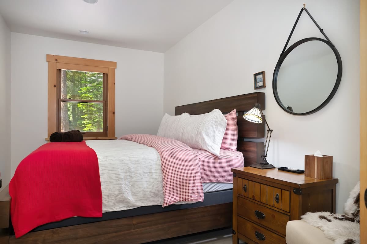Riverfront Mountain Home with Fly Fishing Access - Photo 4