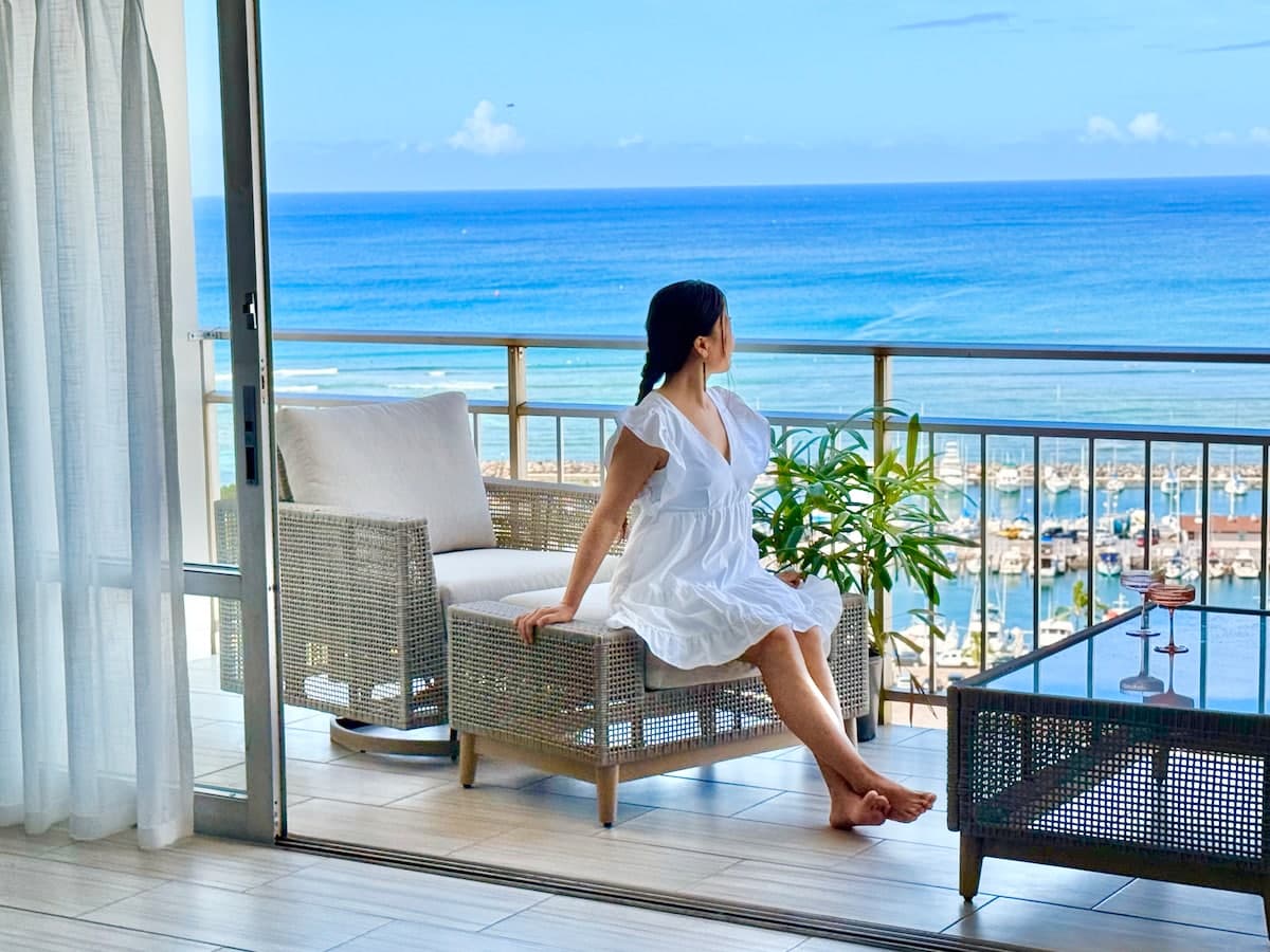 Condo in Honolulu · ★4.9 · 1 bedroom · 2 beds · 1 private bath - Photo 1