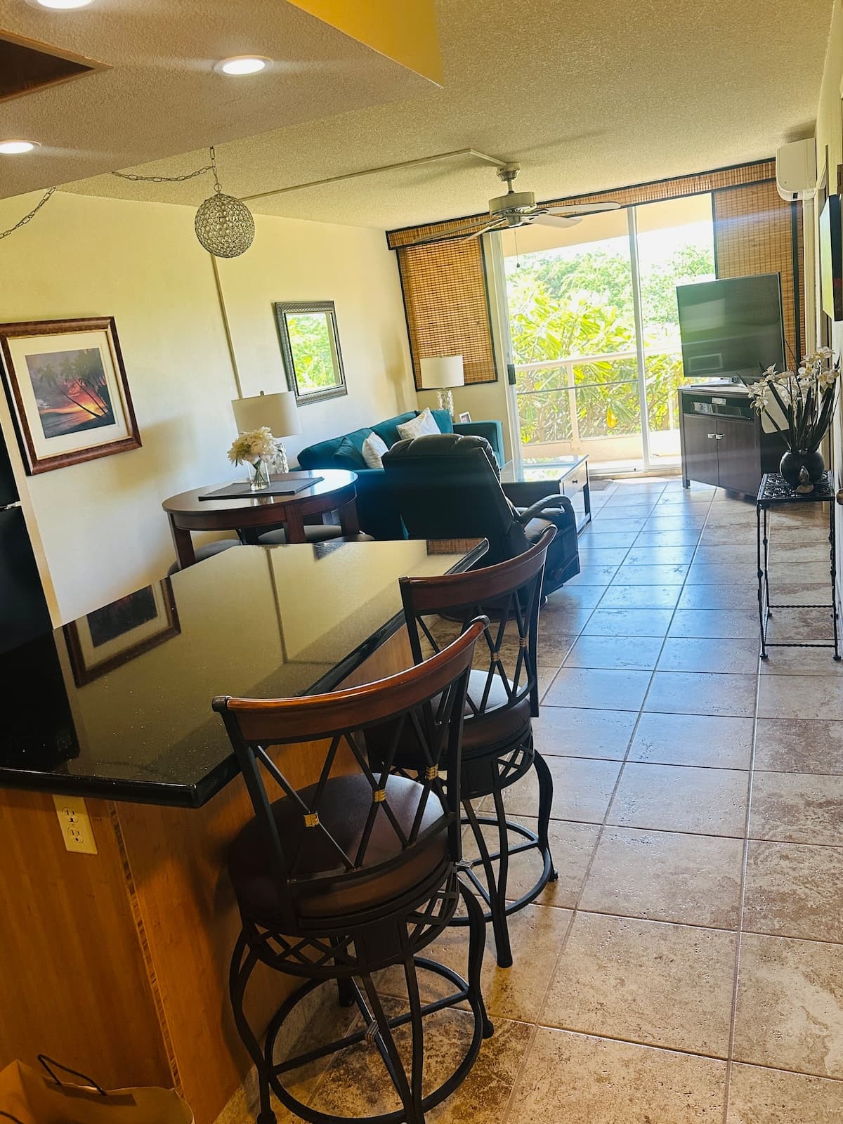 Condo in Kihei · ★4.94 · 1 bedroom · 1 bed · 2 baths - Photo 2