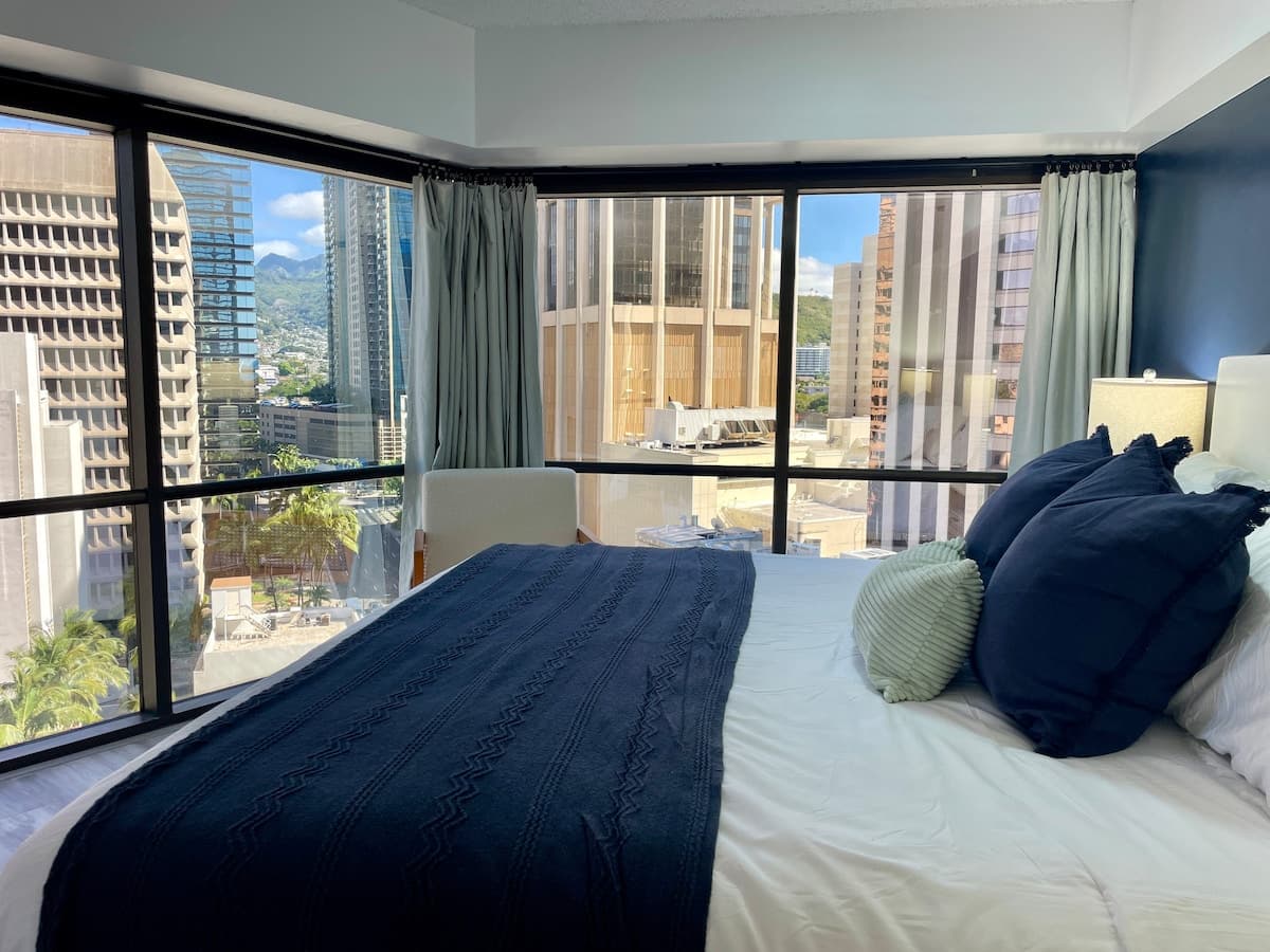 Honolulu Mountain View Condo w/ Free Parking - Photo 1