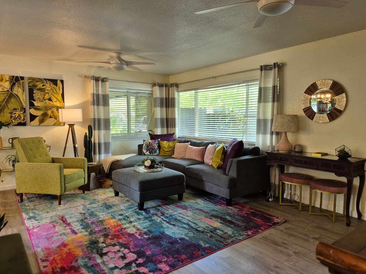 Home in Volcano · ★4.87 · 2 bedrooms · 3 beds · 1 bath - Photo 1