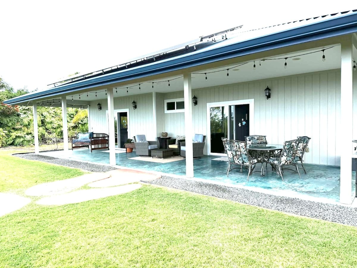Home in Kailua-Kona · ★4.86 · 2 bedrooms · 2 beds · 2 baths - Photo 4
