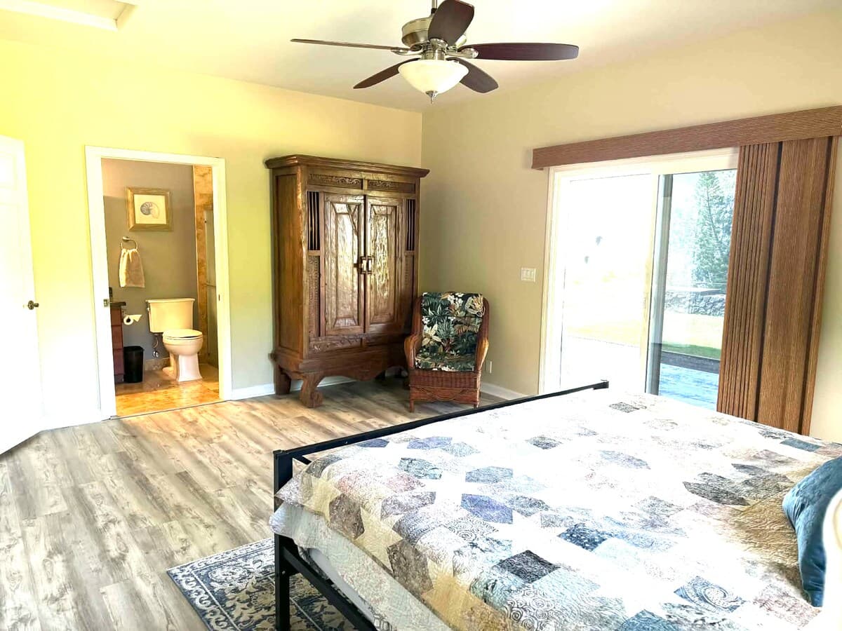 Home in Kailua-Kona · ★4.86 · 2 bedrooms · 2 beds · 2 baths - Photo 3