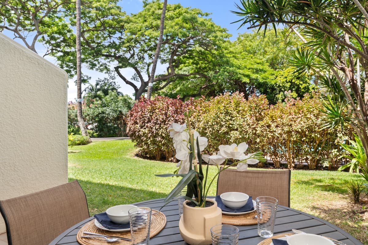 Condo in Kihei · ★4.89 · 1 bedroom · 2 beds · 1 bath - Photo 1