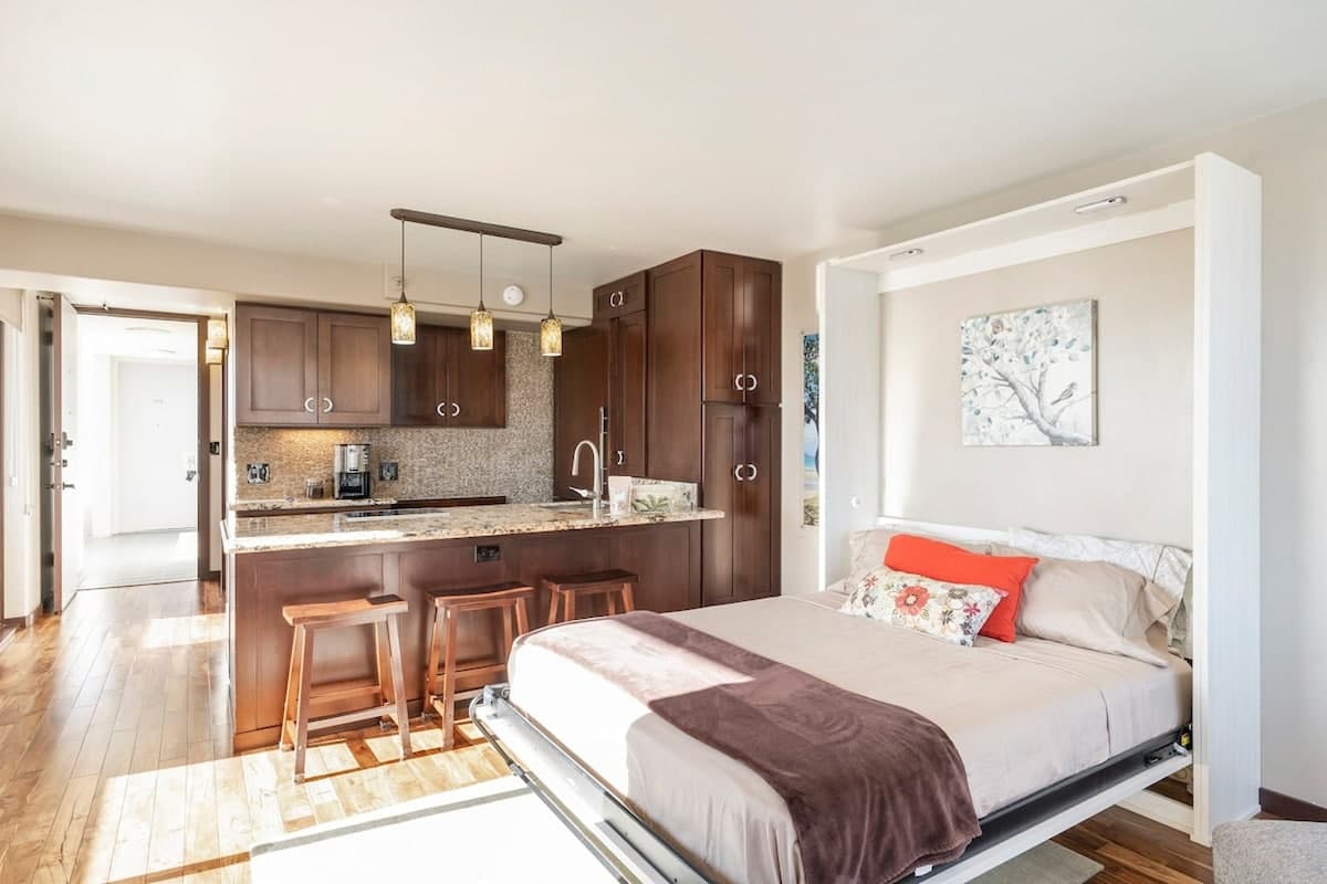 5-Star Upscale Studio - Heart of Waikiki w/Parking - Photo 1