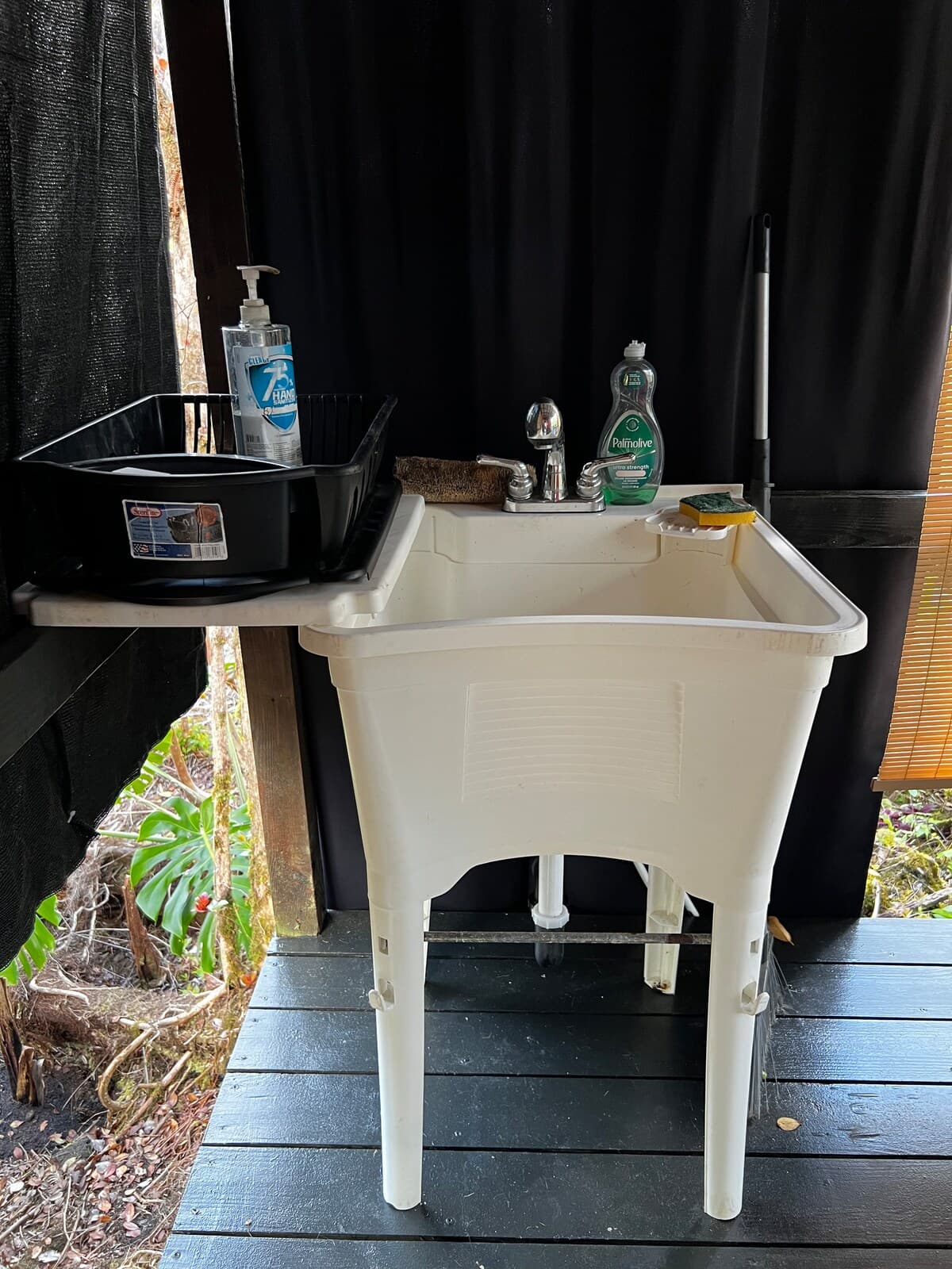 Cabin in Mountain View · ★5.0 · 1 bedroom · 1 bed · 1 private bath - Photo 3