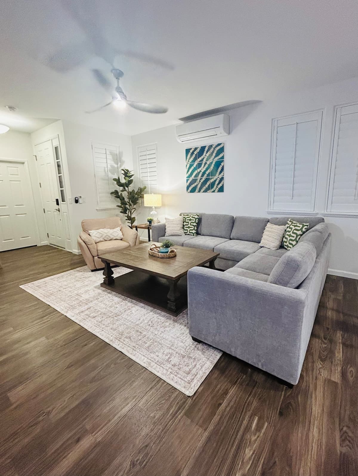 Home in Waianae · ★4.87 · 3 bedrooms · 5 beds · 2 private baths - Photo 3