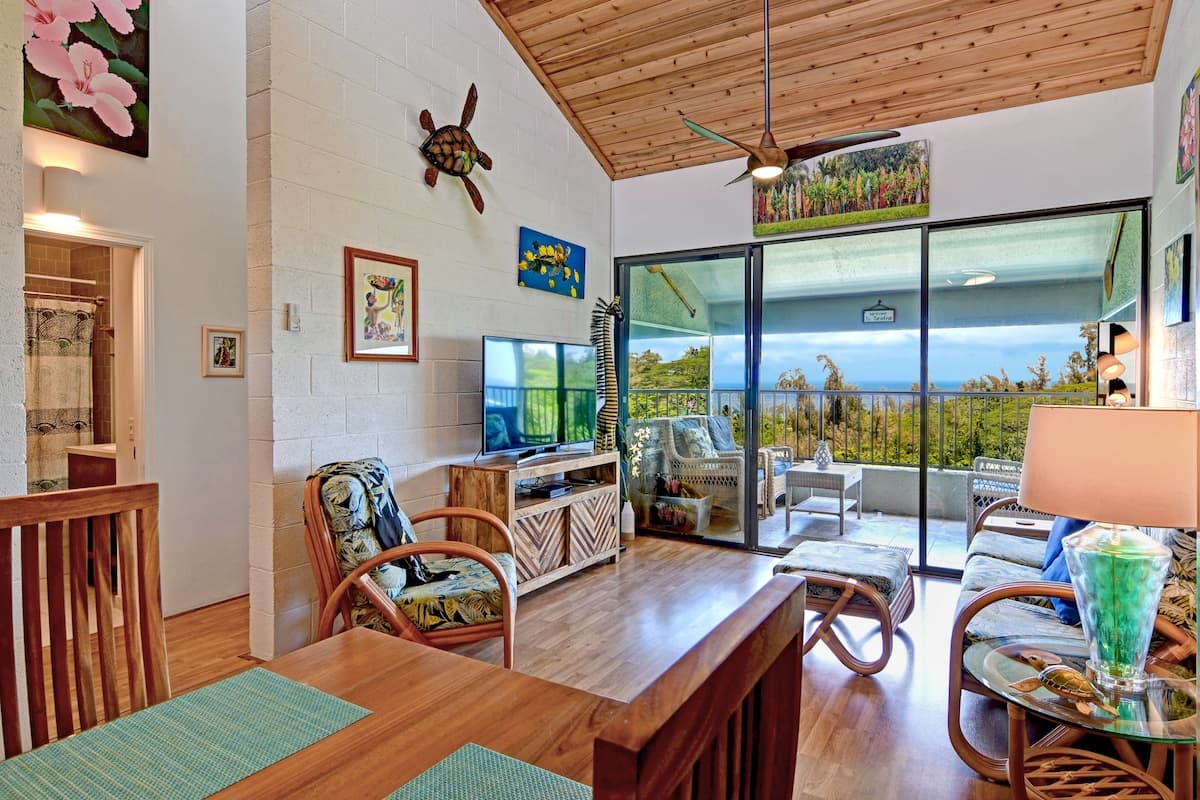 Sunrise Condo Penthouse 2 bd - Amazing Ocean View - Photo 3