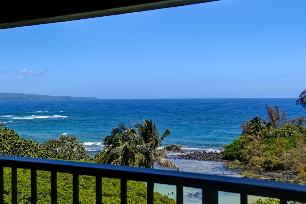 Sunrise Condo Penthouse 2 bd - Amazing Ocean View - Photo 4