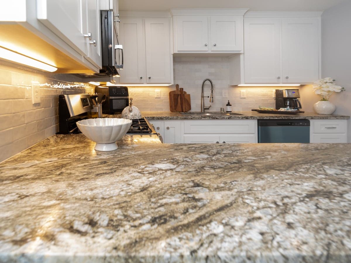 Southland Park Home, 10 Mins to Downtown - Photo 4