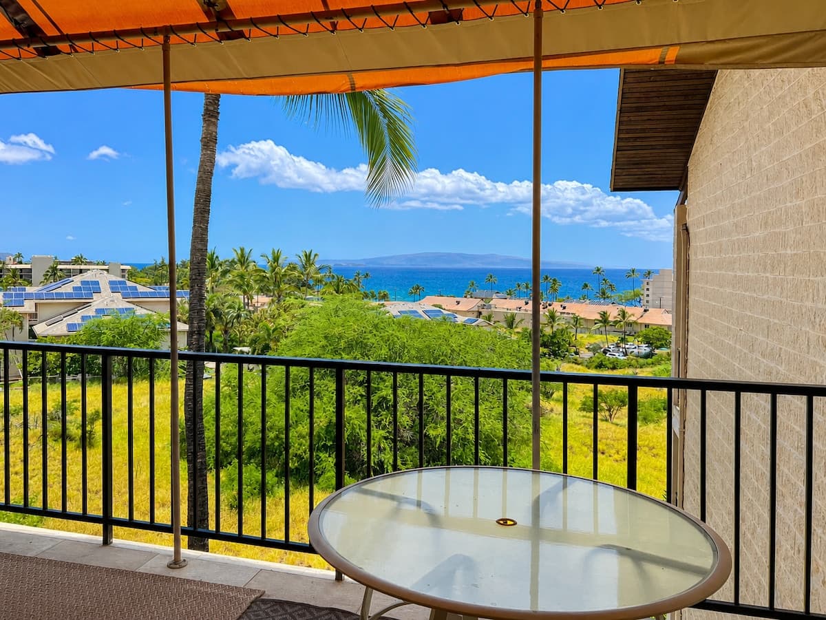 Condo in Kihei · ★5.0 · 2 bedrooms · 3 beds · 1 private bath - Photo 5