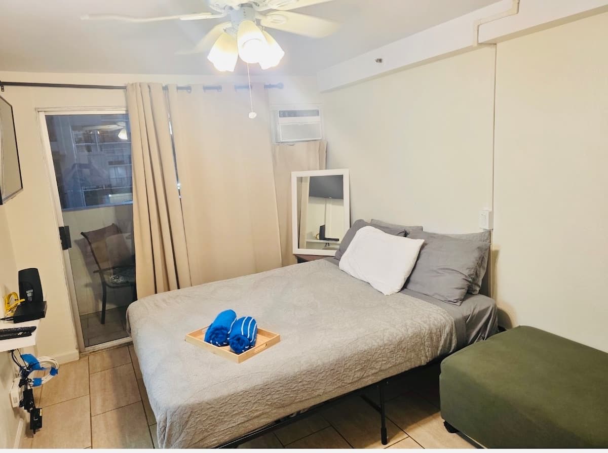 404 Central, Close to Beach! - Photo 3