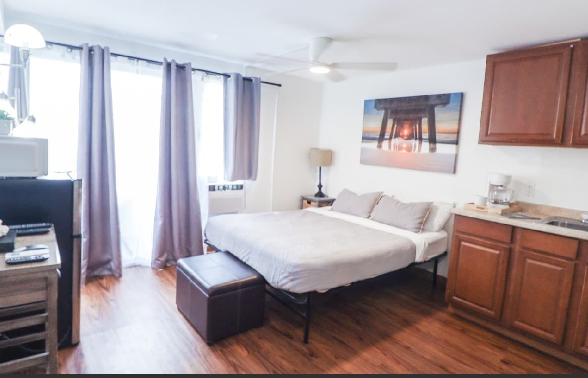 1105 Central, Ocean View! - Photo 1